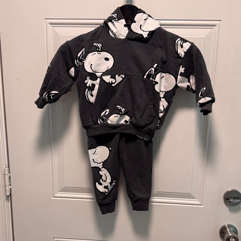 Peanuts Charcoal Cartoon Apparel